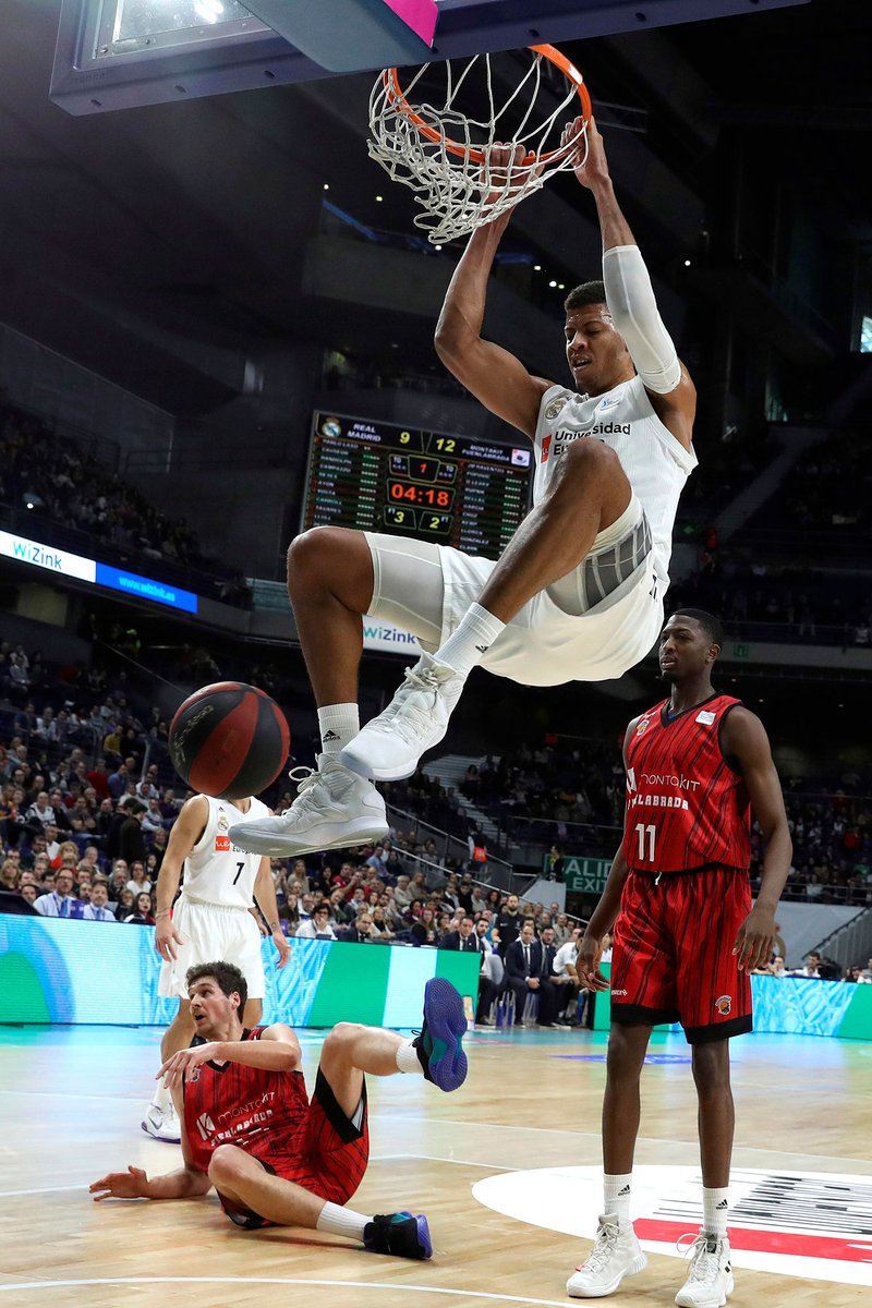 TAVARES MACHACA ANTE FUENLABRADA