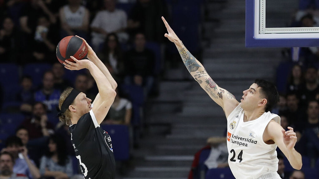 Podcast de baloncesto donde analizamos la útlima jornada de ACB con el Real Madrid venciendo al Obradoiro